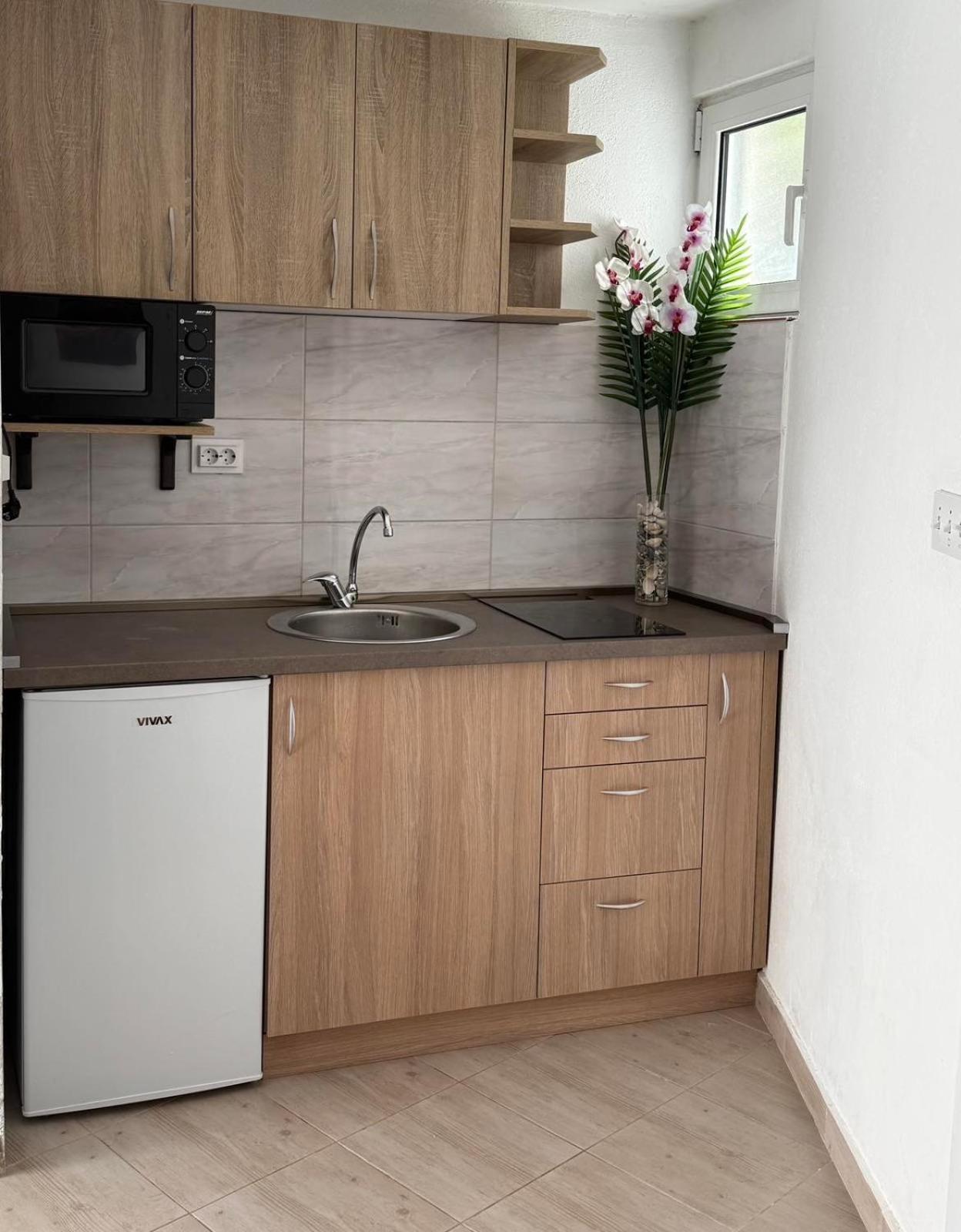 Lovely Apartment Moki Near The Center 科托尔 外观 照片